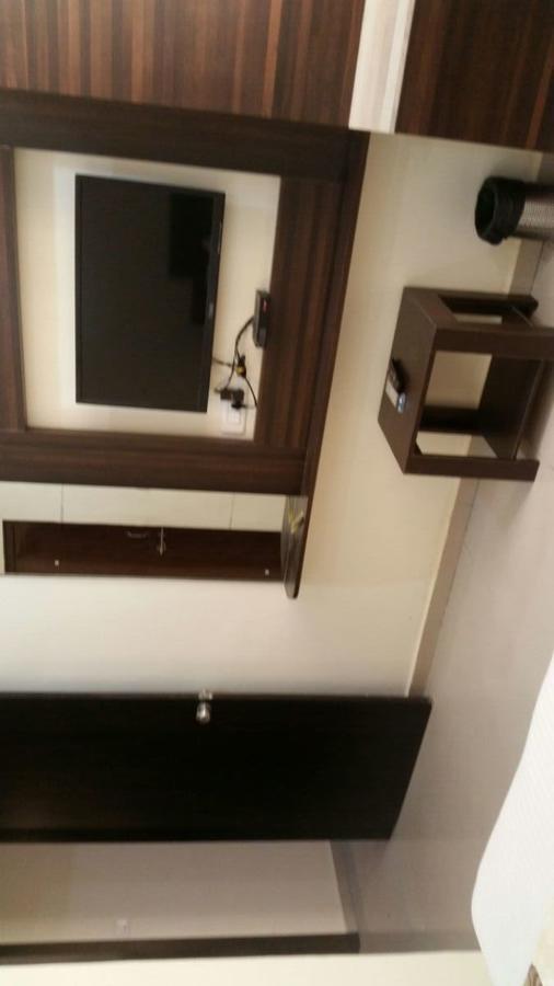Hotel Cg Plaza Αχμπανταμπάντ Εξωτερικό φωτογραφία