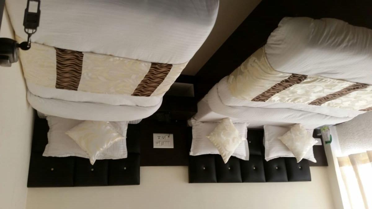 Hotel Cg Plaza Αχμπανταμπάντ Εξωτερικό φωτογραφία